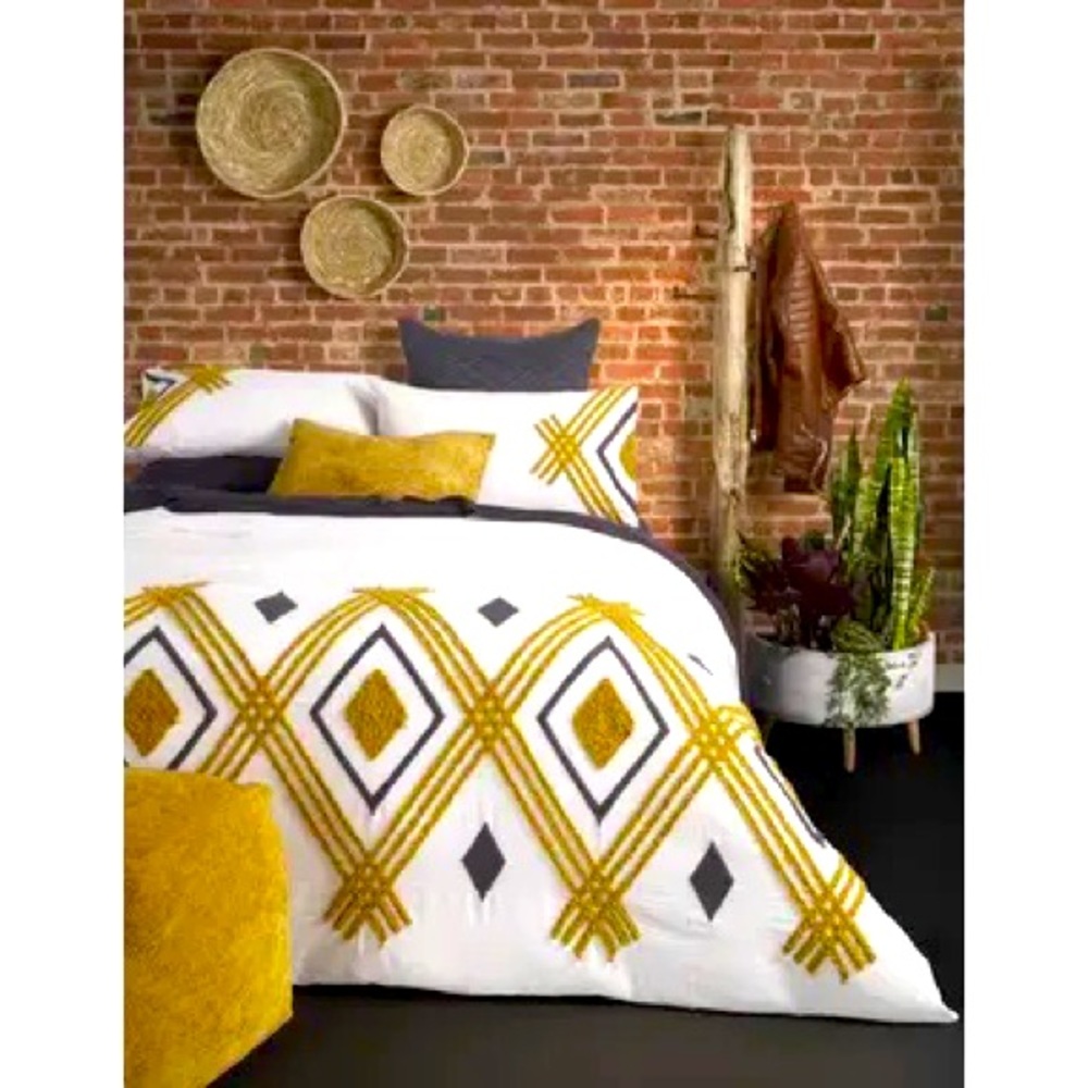 Jahlaya Ivory Charcoal and Mustard 3 Piece Queen Duvet Set
